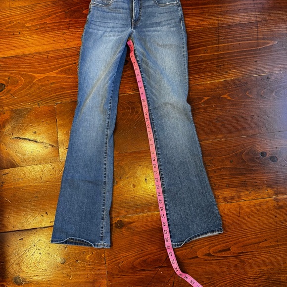 Kut from the Kloth Natalie Fab AB Bootcut. Size 00 - Picture 5 of 11